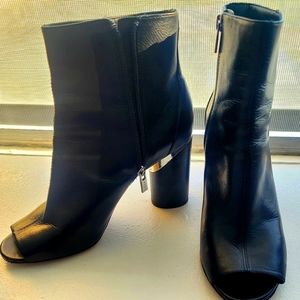 DKNY 8.5 womens ankle boots